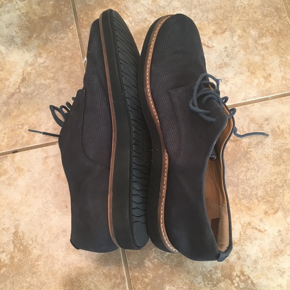 Clarks Artisan oxfords 💝